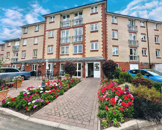 1 Bedroom Flat