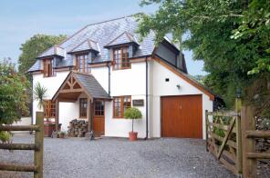 Neathfield, Laneast, Launceston PL15 8PN