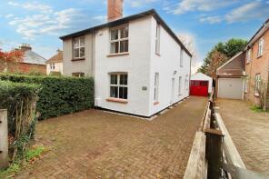 129 Braeside, Penn Road, High Wycombe HP15 7NA