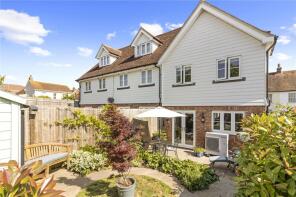 1, Old Inn Mews, West End, Hailsham BN27 4NN