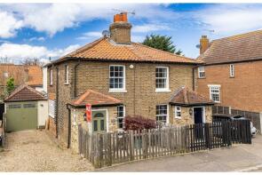 74, Coopersale Common, Coopersale, Epping CM16 7QU