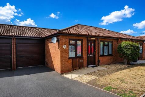 Elms Park, Ruddington, NG11