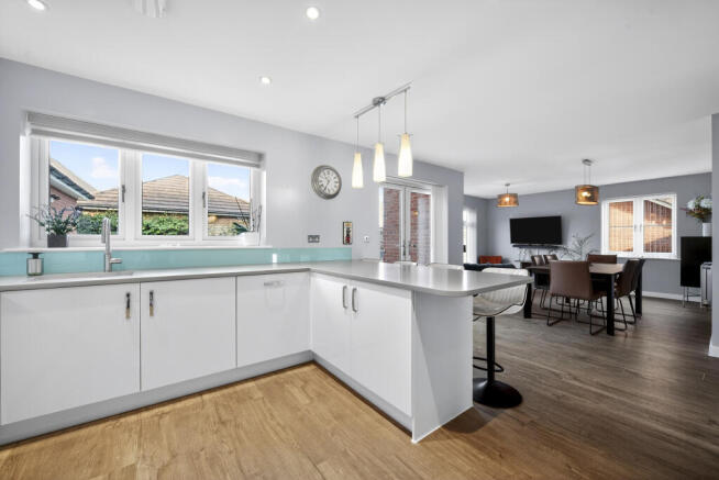 Kitchen/Dining Room