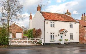 32 Chaos Cottage, Front Street, Driffield YO25 9SH