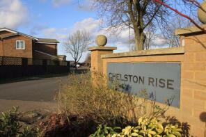 6, The Crescent, Chelston Rise, Wellingborough NN9 6AU