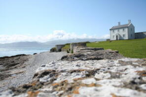 2, Menai Lighthouse Cottages, Penmon, Beaumaris LL58 8RP