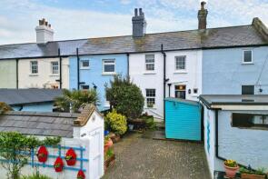 1, Coastguard Cottages, Normans Bay Road, Pevensey BN24 6PS