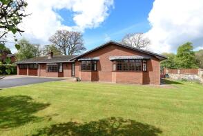 Cae Derwen, Penybont, Llandrindod Wells LD1 5TY