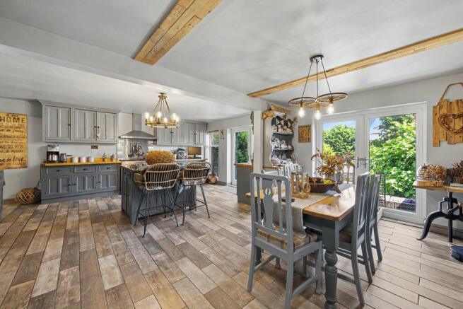 Kitchen Diner