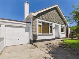 Woodfield, Barncoose Lane, Redruth TR15 3EL