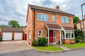 14, Saxonfields Drive, Grimsby DN41 8FN