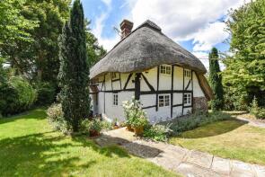 Fox Cottage, Warningcamp Lane, Arundel BN18 9QX