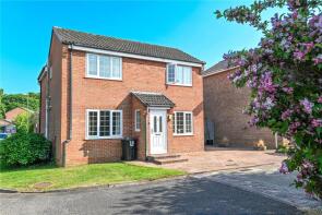 38, Acacia Road, Lymington SO41 0YG