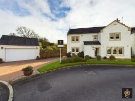 2, The Beeches, Minishant KA19 8FE
