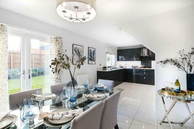 Kitchen/Dining Areas