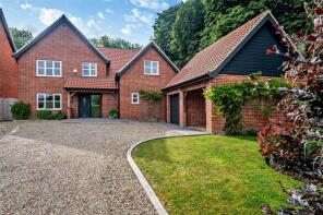 Wrens Retreat, Church Road, Norwich NR16 1BA