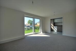 16, Wallace Close, Uxbridge UB10 0SB