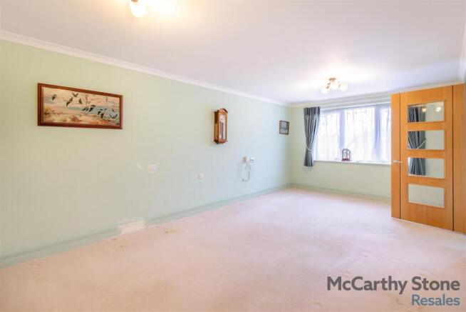 8671784-interior05.jpg