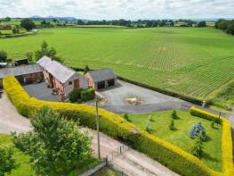 Cross Gates Barn, Cross Gates Hotel Junction A458 To Brookside Junction, Ford, Shrewsbury SY5 9LH