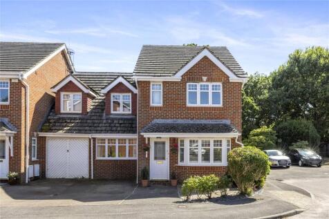 Foxglove Close, Burgess Hill, West Sussex, RH15