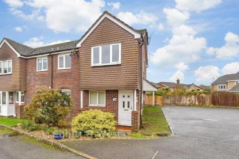 Camelot Close, Southwater, Horsham, West Sussex