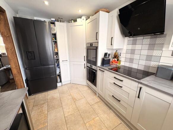 KITCHEN.1
