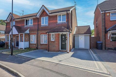 Pepper Drive, Burgess Hill, RH15