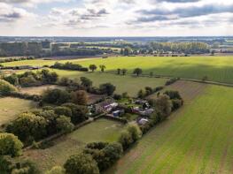 1, Crisp Cottages, Low Road, King's Lynn PE32 1JF