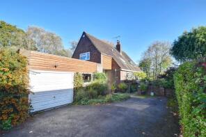 Field End, Headcorn Road, Frittenden, Cranbrook TN17 2EJ