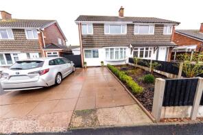 25, Lilac Lane, Walsall WS6 6HQ