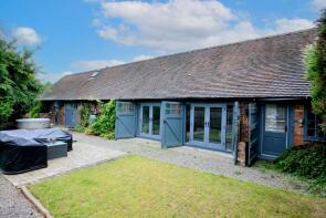 Village Farm Lodge, B4379 From Sheriffhales Crossroads To Kettlemore Lane, Shifnal TF11 8RD