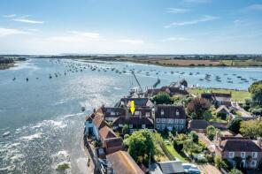 35 Rose Cottage, High Street, Chichester PO18 8LR