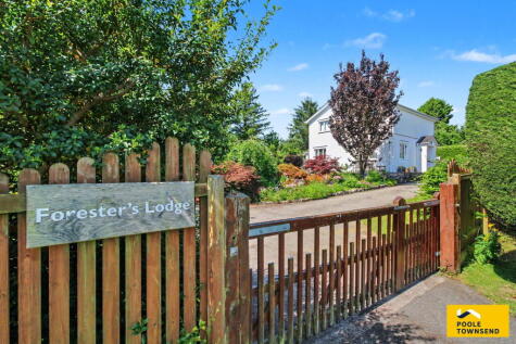 Foresters Lodge, Bank Top Close, Cark in Cartmel
