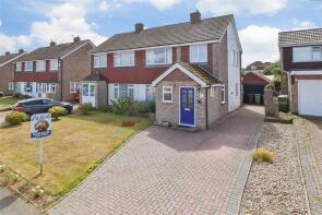49, Park Way, Coxheath ME17 4ER