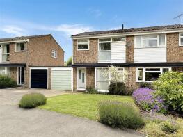 11, Narrow Close, Cambridge CB24 9XX