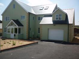 24, The Glades, Rosemarket, Milford Haven SA73 1JQ