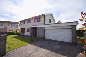 Ty Madoc, Ton Kenfig Cul-de-sac Opposite Nature Reserve Centre, Kenfig, Bridgend CF33 4PT