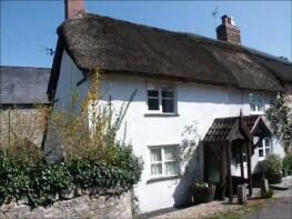 4, Salisbury Terrace, The Hill, Axminster EX13 7SE