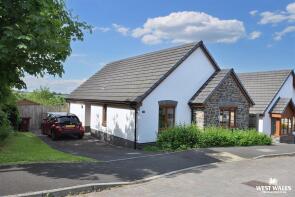 5, Newton Heights, Kilgetty SA68 0ZB