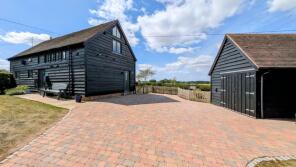 Windfall Barn, Evesham Road, Evesham WR11 4UB
