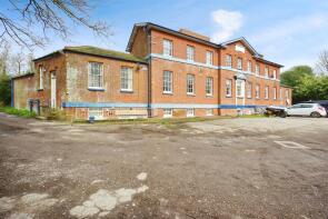 2, Lower Lodge, Western Road, Crediton EX17 3RD