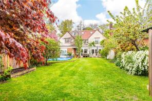 Old Cobbles, Pinchington Lane, Greenham, Thatcham RG19 8SR