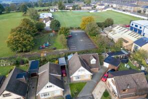 8, Waverley Close, Simonstone BB12 7QB