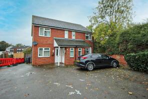 35b, Yew Tree Lane, Bilston WV14 8RF