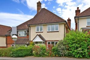 17, Chapel Close, London Road, Pulborough RH20 1SA