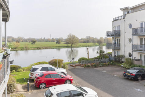 Bridge Wharf, Chertsey, Surrey.