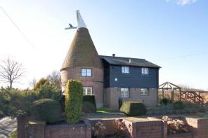 Catt Farm Oast, Catts Hill, Tenterden TN30 7JR