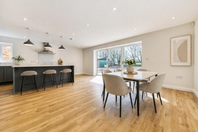 Kitchen (1)