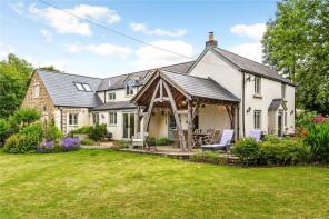 Hillside, Sawyers Hill, Malmesbury SN16 9QL