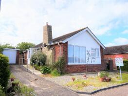 43, Pine Walk, Holt NR25 7HJ